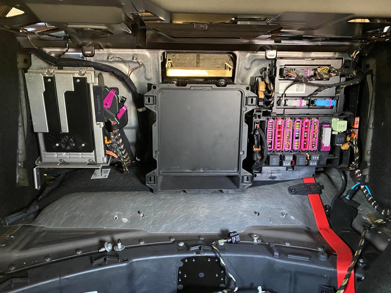 Авторазборка AUDI A8 D4 седан (4H2, 4H8, 4HC, 4HL) (2009 - 2013)