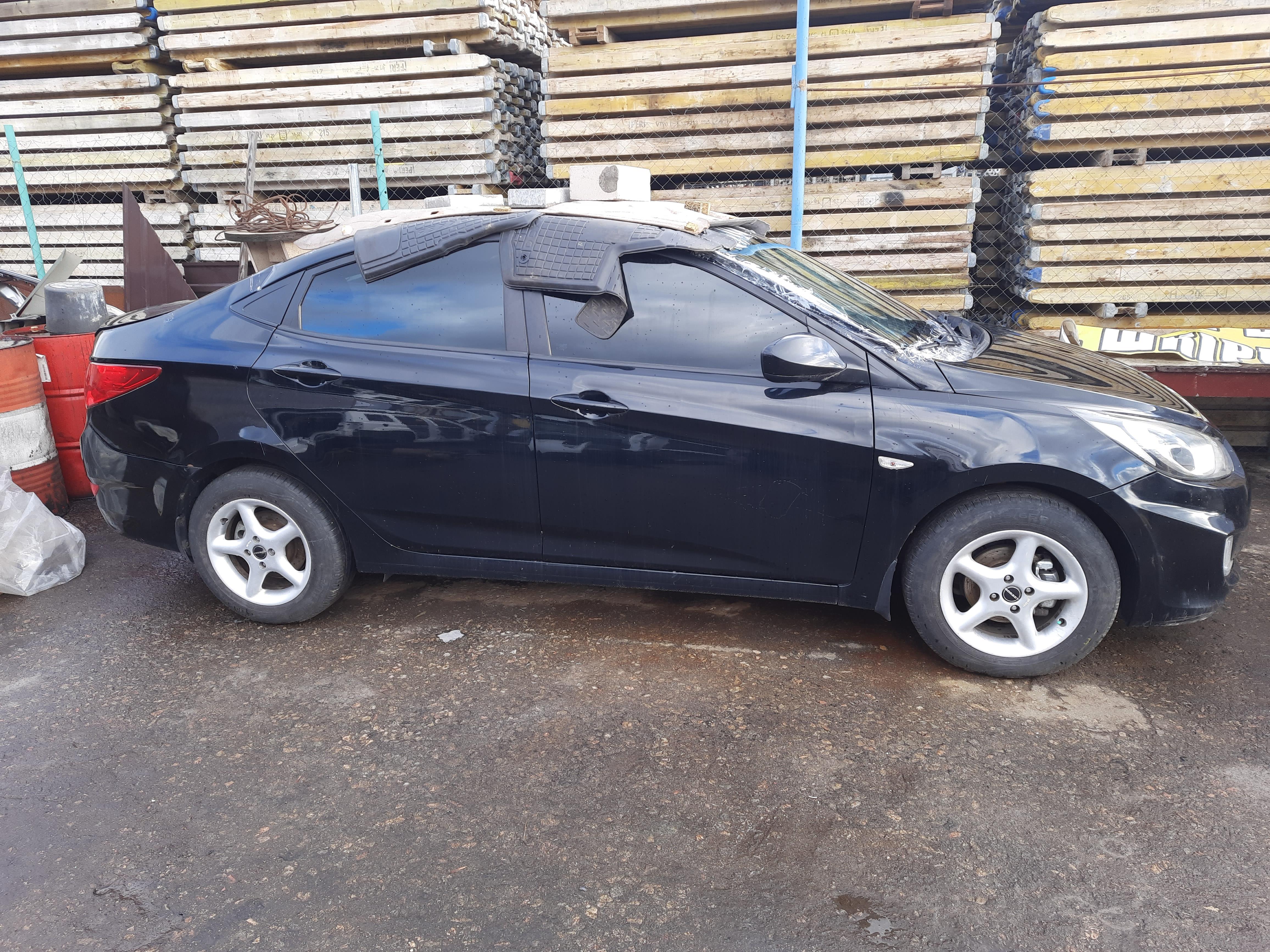 Авторозборка HYUNDAI ACCENT IV седан (RB) (2010 - 2014)