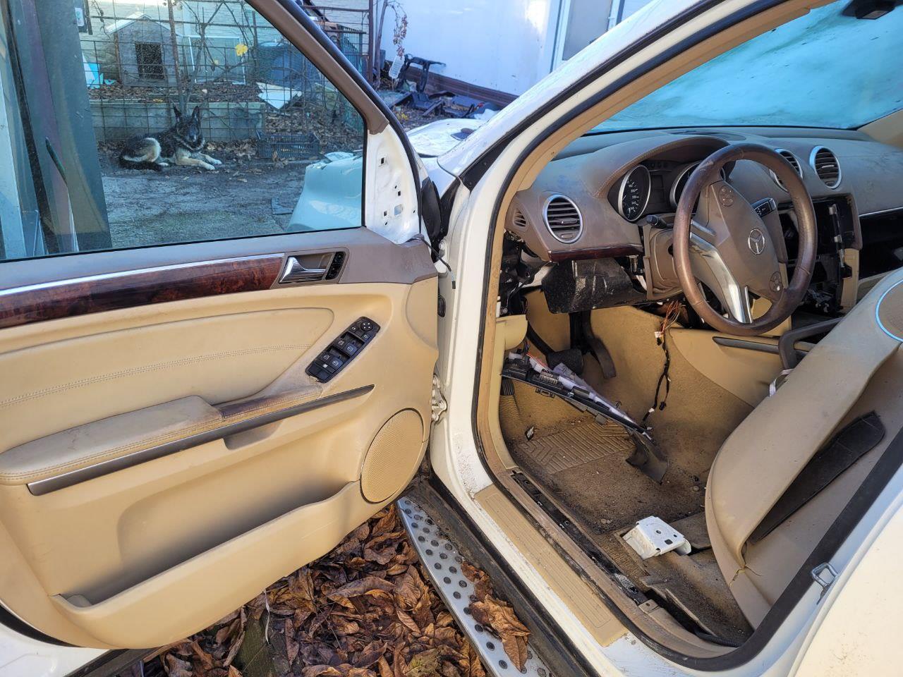 Авторозборка MERCEDES GL позашляховик (X164) (2006 - 2012)