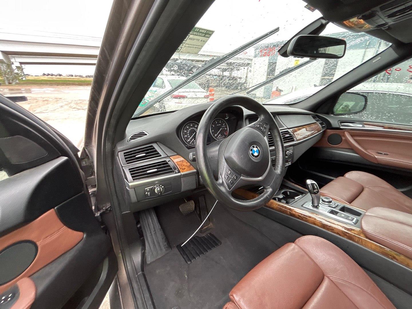 Розбірка BMW X5 позашляховик (E70) (02.07 - 13)
