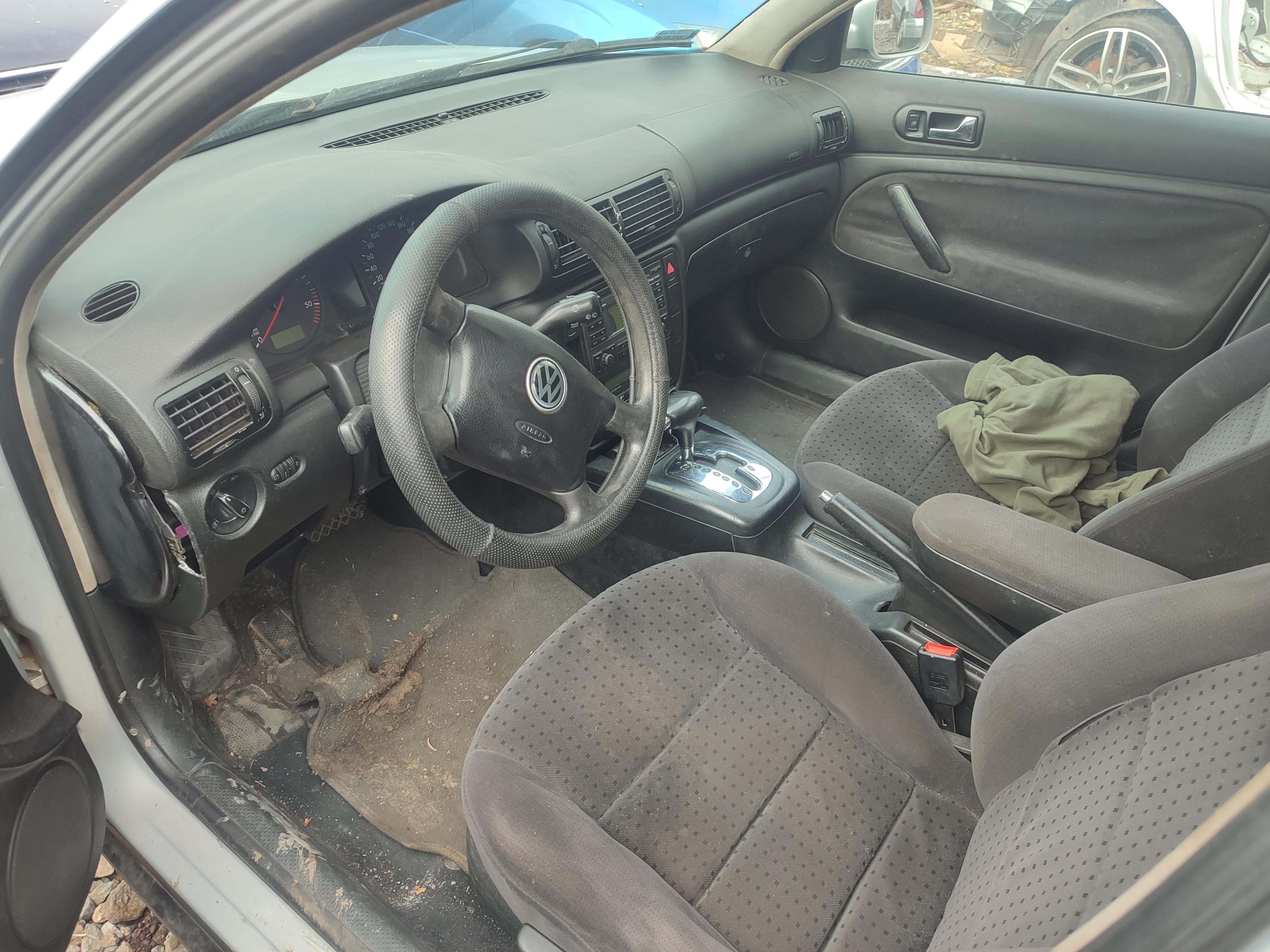 Розбірка VOLKSWAGEN PASSAT B5 седан (3B2) (1996 - 2001)