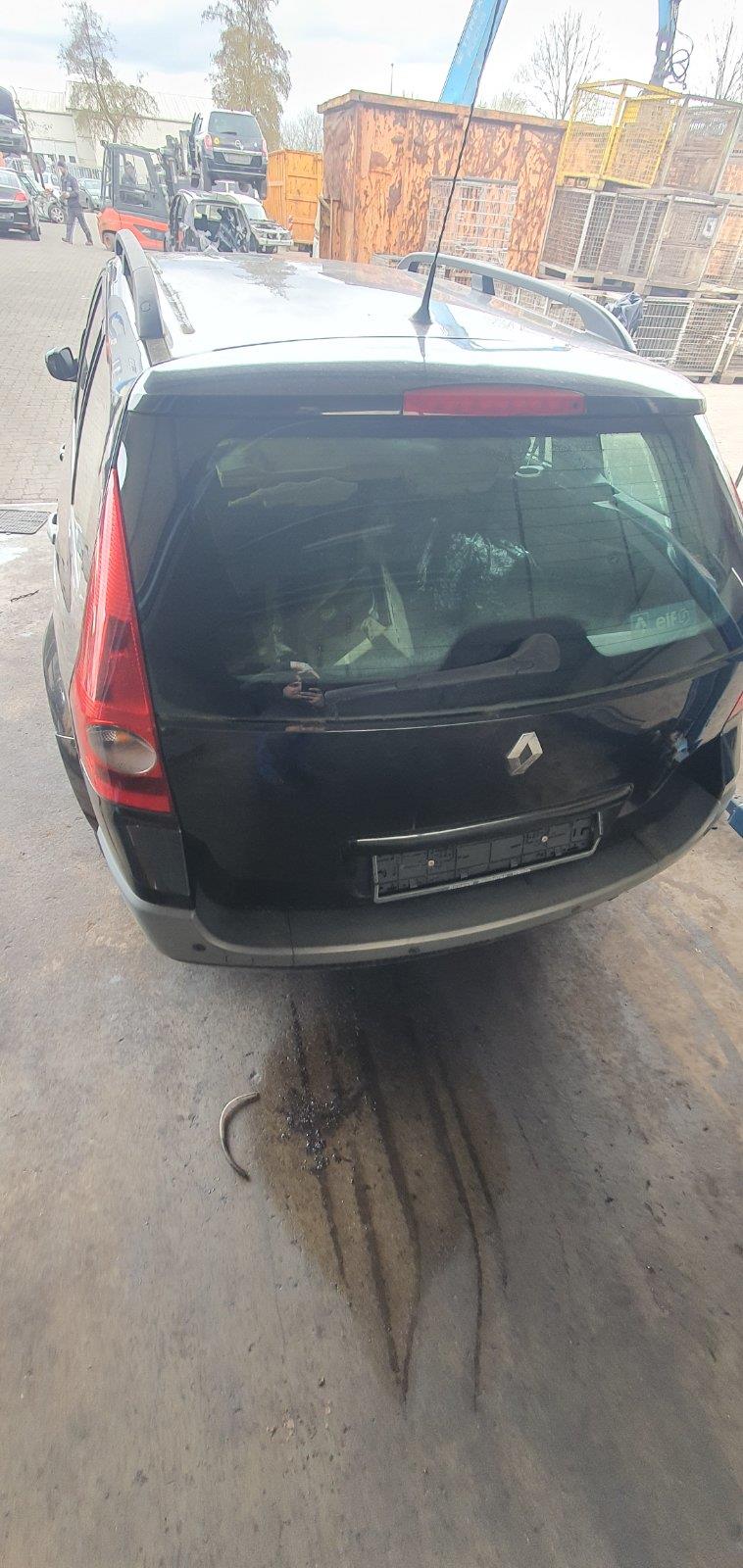 Авторазборка RENAULT MEGANE II универсал (KM0, KM1) (2003 - 2012)