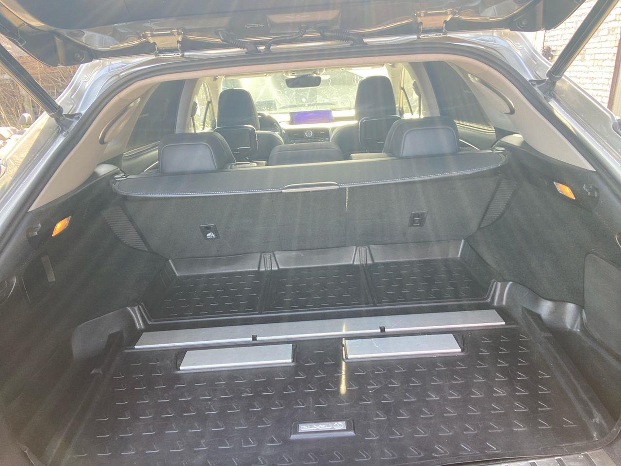 Авторазборка LEXUS RX 450H/350L/200T внедорожник (L25) (2015 - 2022)