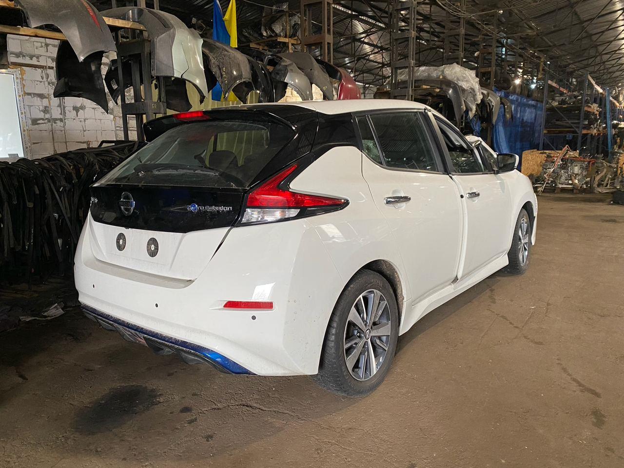 Розбірка NISSAN LEAF II хетчбек (ZE1E) (2017 - 2025)