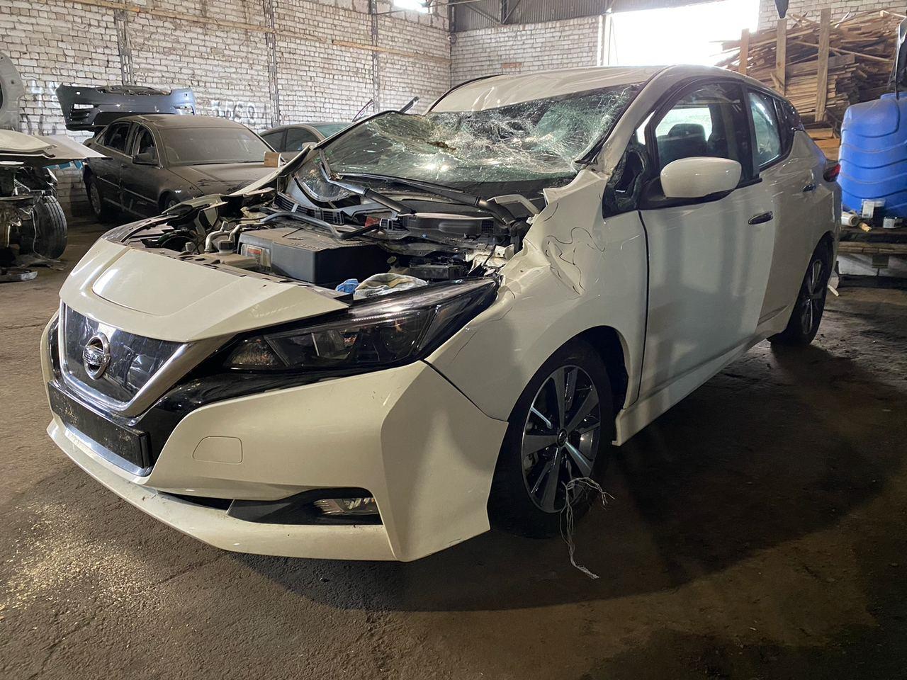Авторозборка NISSAN LEAF II хетчбек (ZE1E) (2017 - 2025)