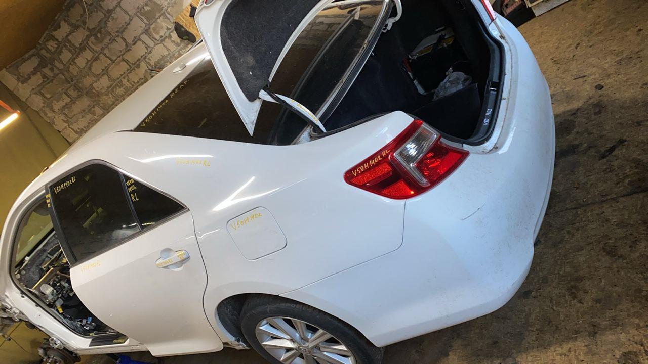 Розбірка TOYOTA CAMRY HYBRID седан (V50) (2011 - 2026)
