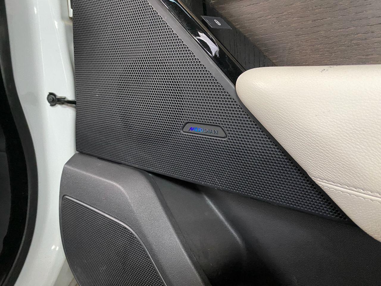 Авторазборка LAND ROVER RANGE ROVER VELAR внедорожник (L560) (2017 - 2026)