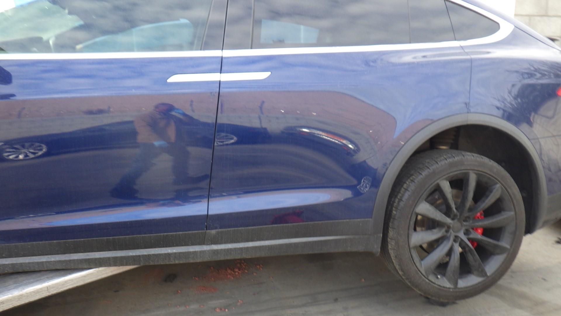Разборка TESLA MODEL X внедорожник (2015 - 2026)