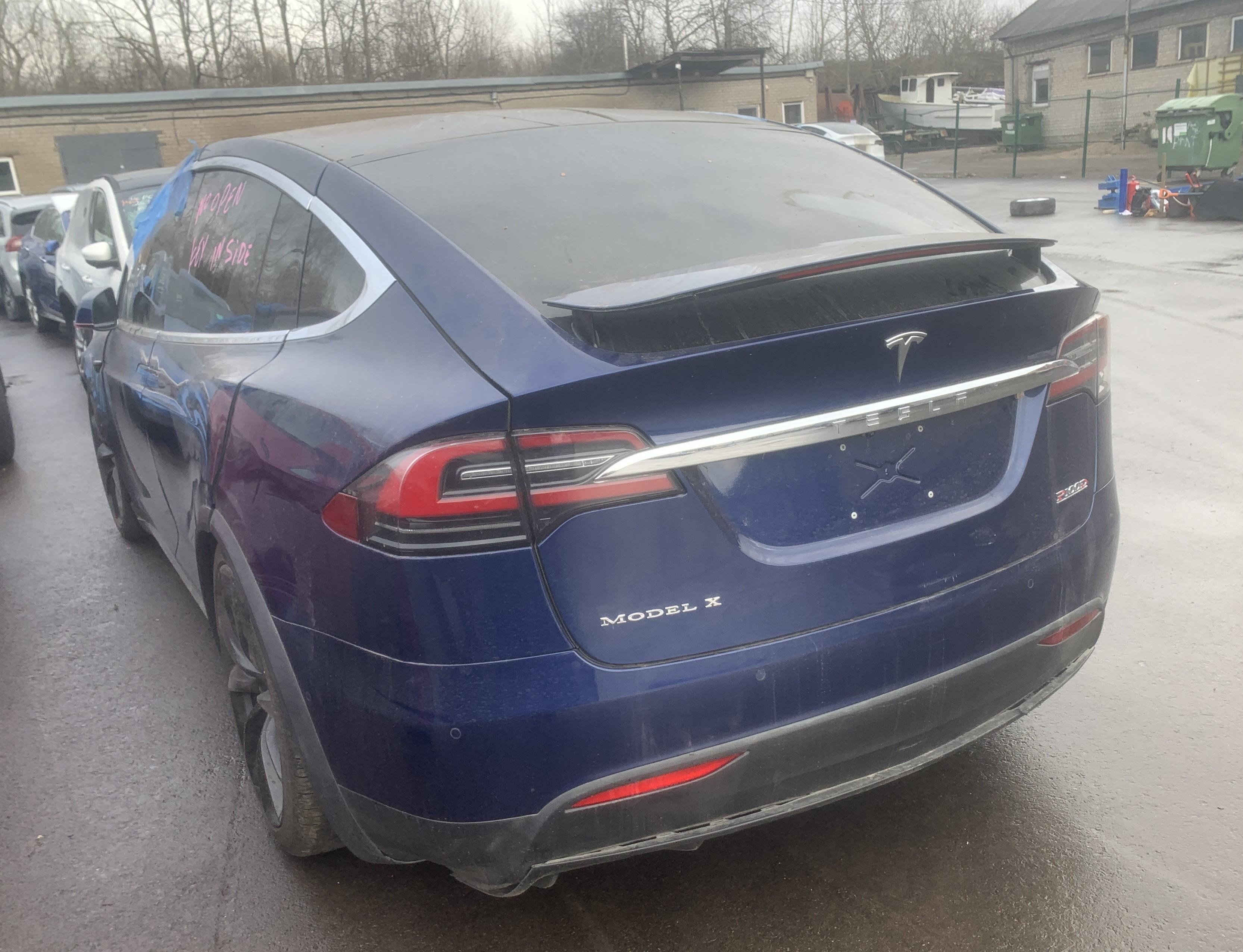 Авторазборка TESLA MODEL X внедорожник (2015 - 2026)