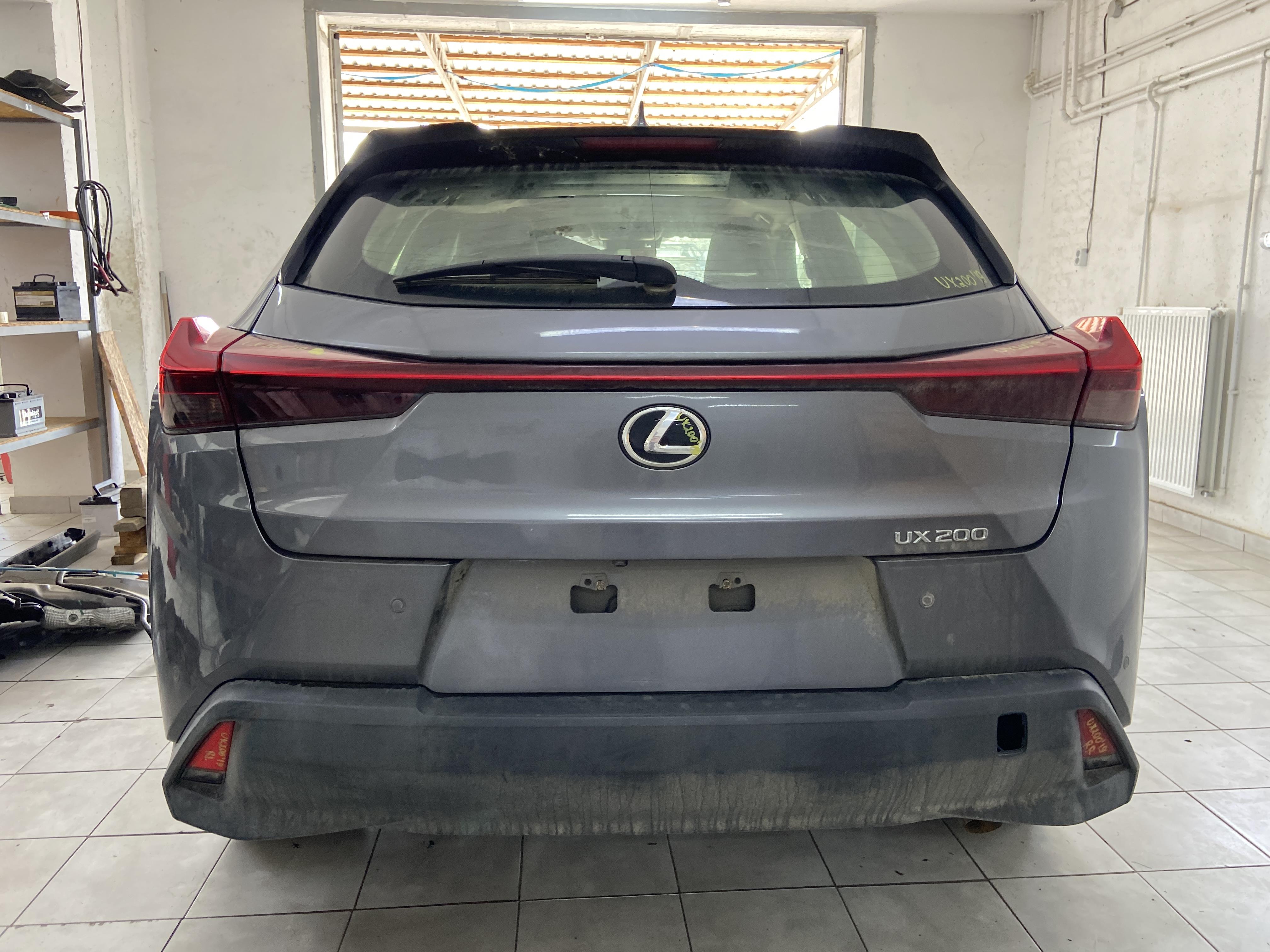 Разборка LEXUS UX внедорожник (AA1, AH1) (2018 - 2024)