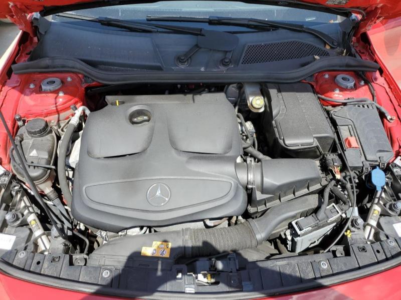 Розбірка MERCEDES GLA позашляховик (X156) (2013 - 2025)