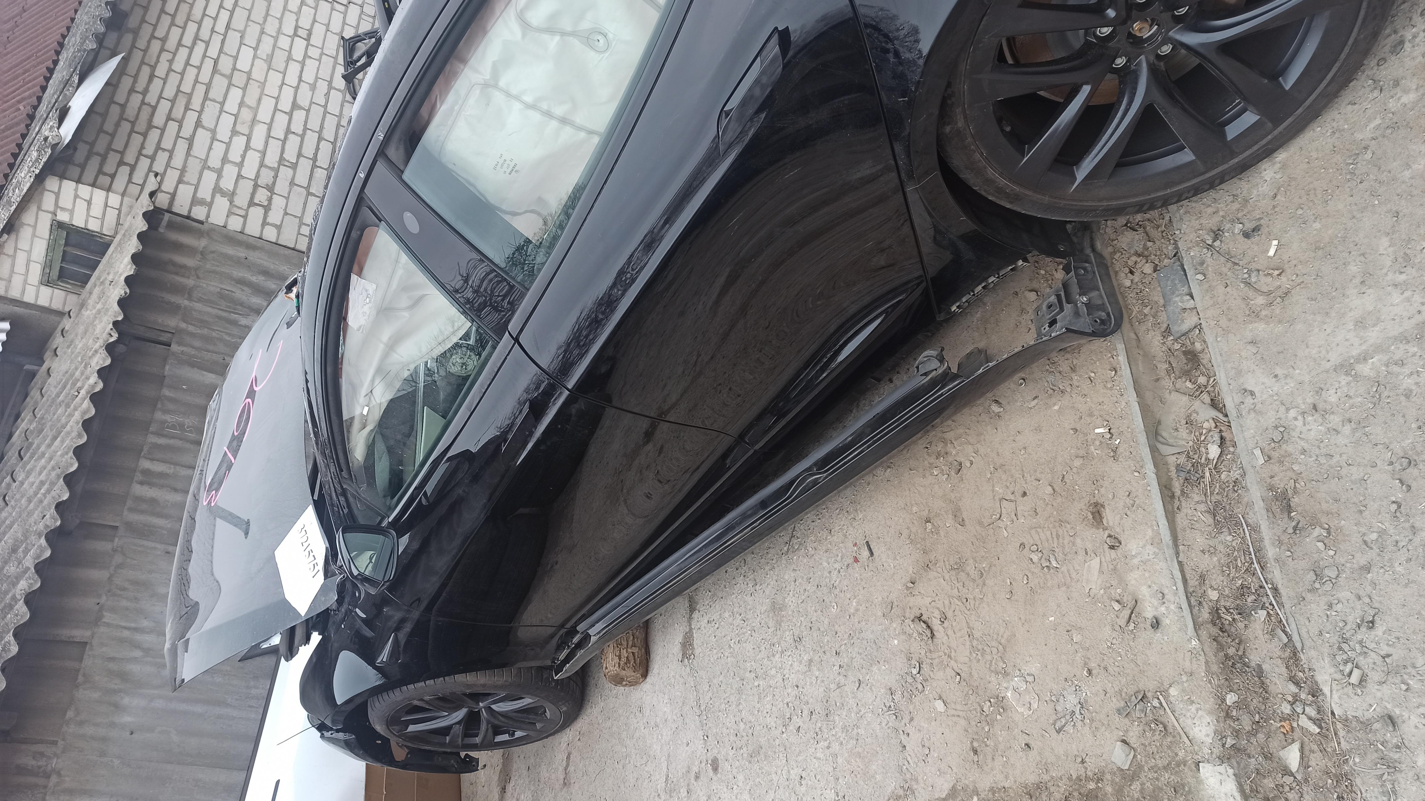 Разборка TESLA MODEL S лифтбек (5YJS) (2016 - 2026)