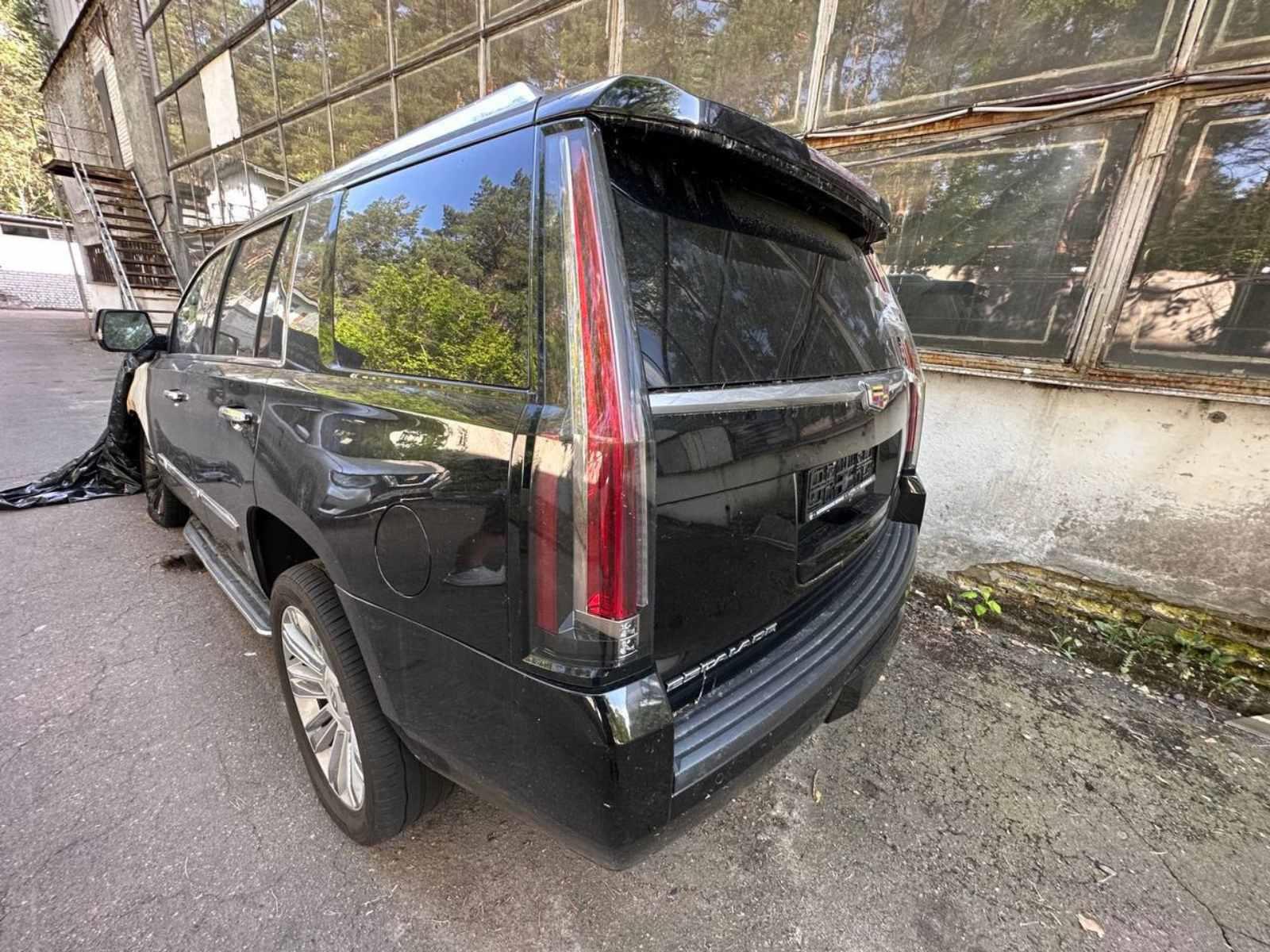 Авторозборка CADILLAC ESCALADE IV позашляховик (GMTK2XL) (2015 - 2026)