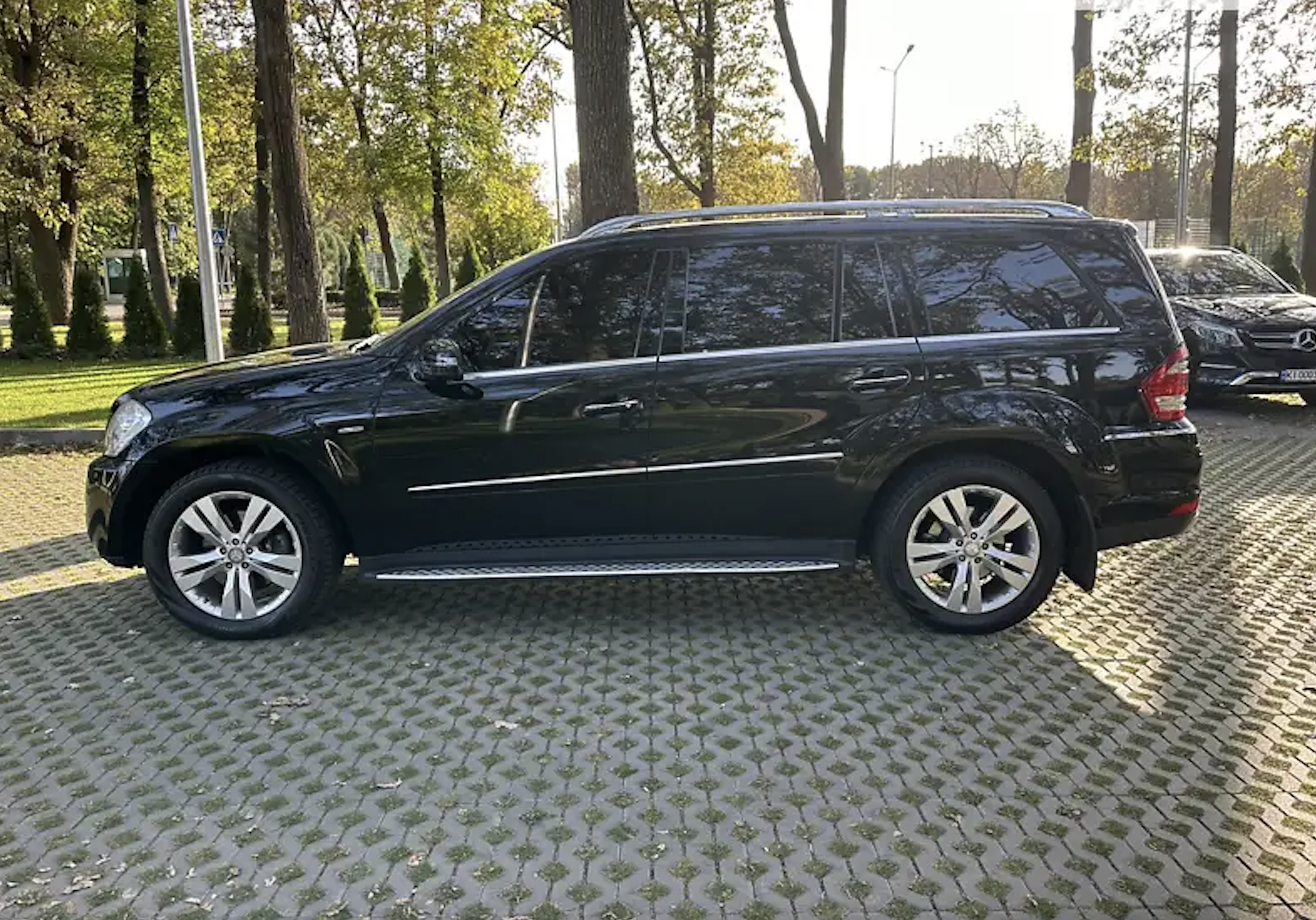 Розбірка MERCEDES GL позашляховик (X164) (2006 - 2012)