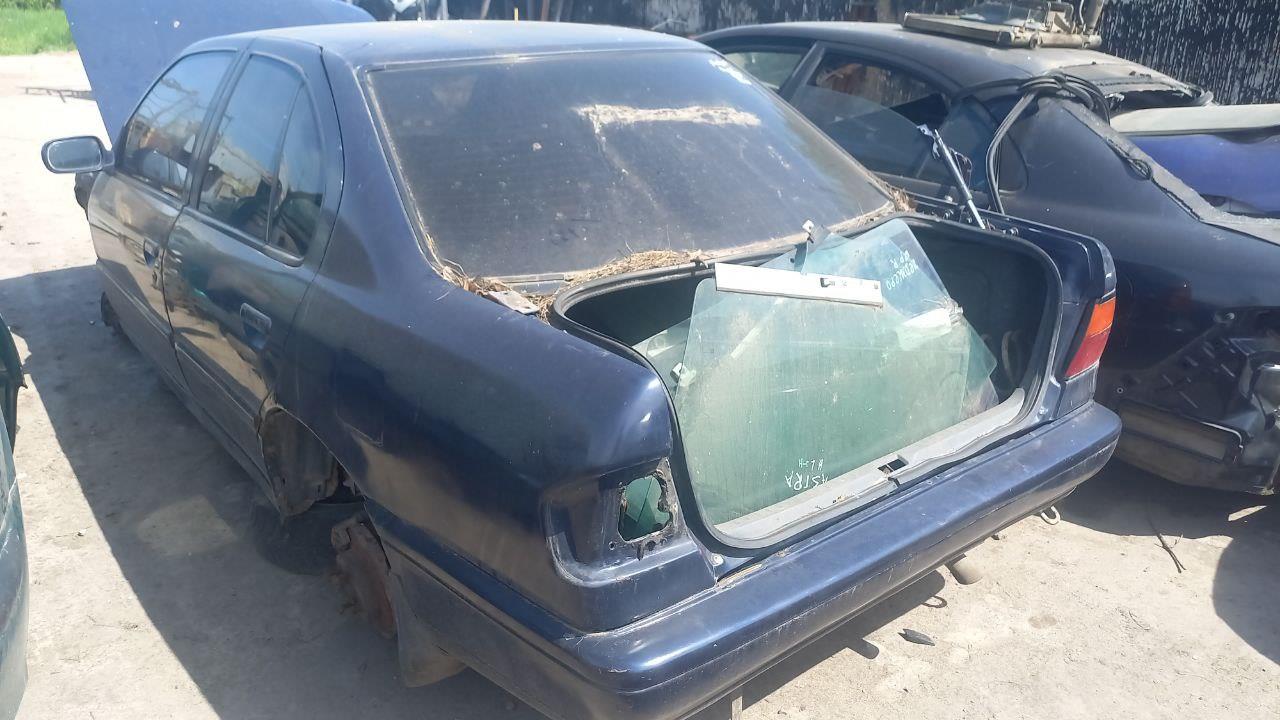 Разборка NISSAN PRIMERA седан (P10) (1990 - 1996)