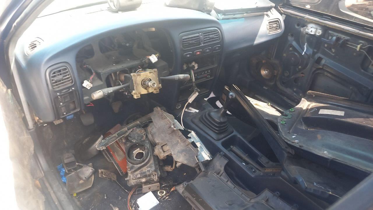 Разборка NISSAN PRIMERA седан (P10) (1990 - 1996)