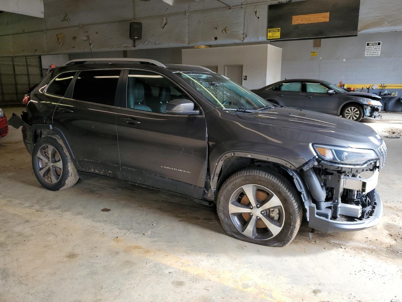 Разборка JEEP CHEROKEE (KL) внедорожник (14 - ) (2014 - 2025)