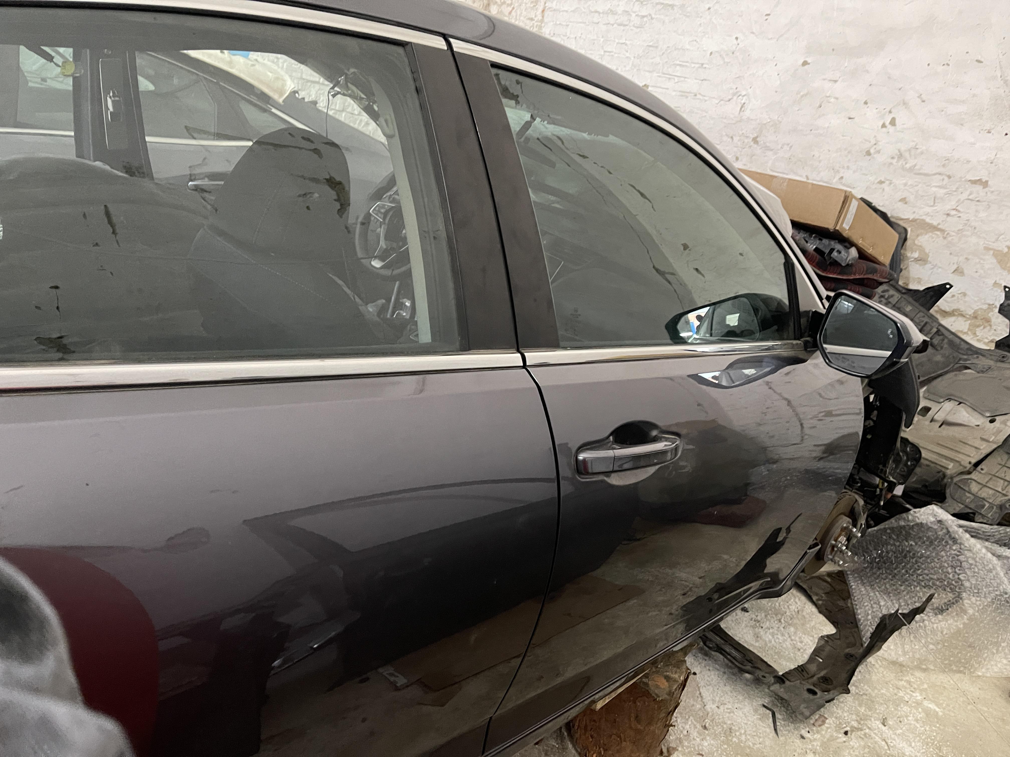 Розбірка HONDA INSIGHT седан (ZE4) (2018 - 2026)