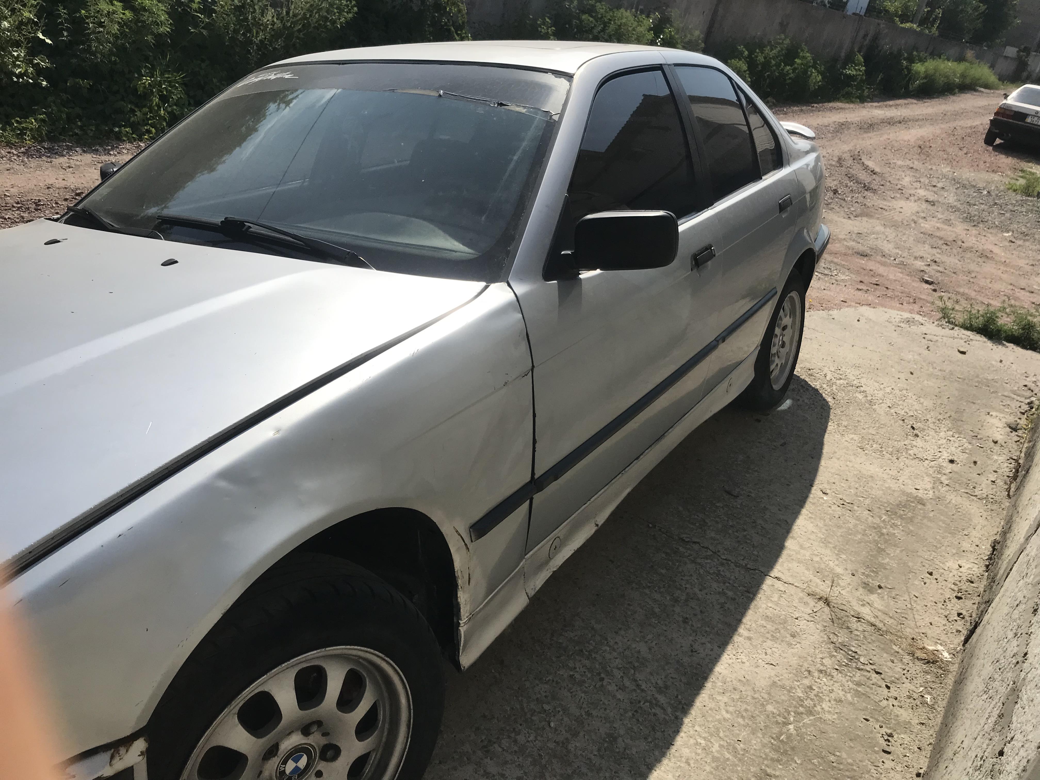 Авторазборка BMW 3 седан (E36) (1990 - 1998)