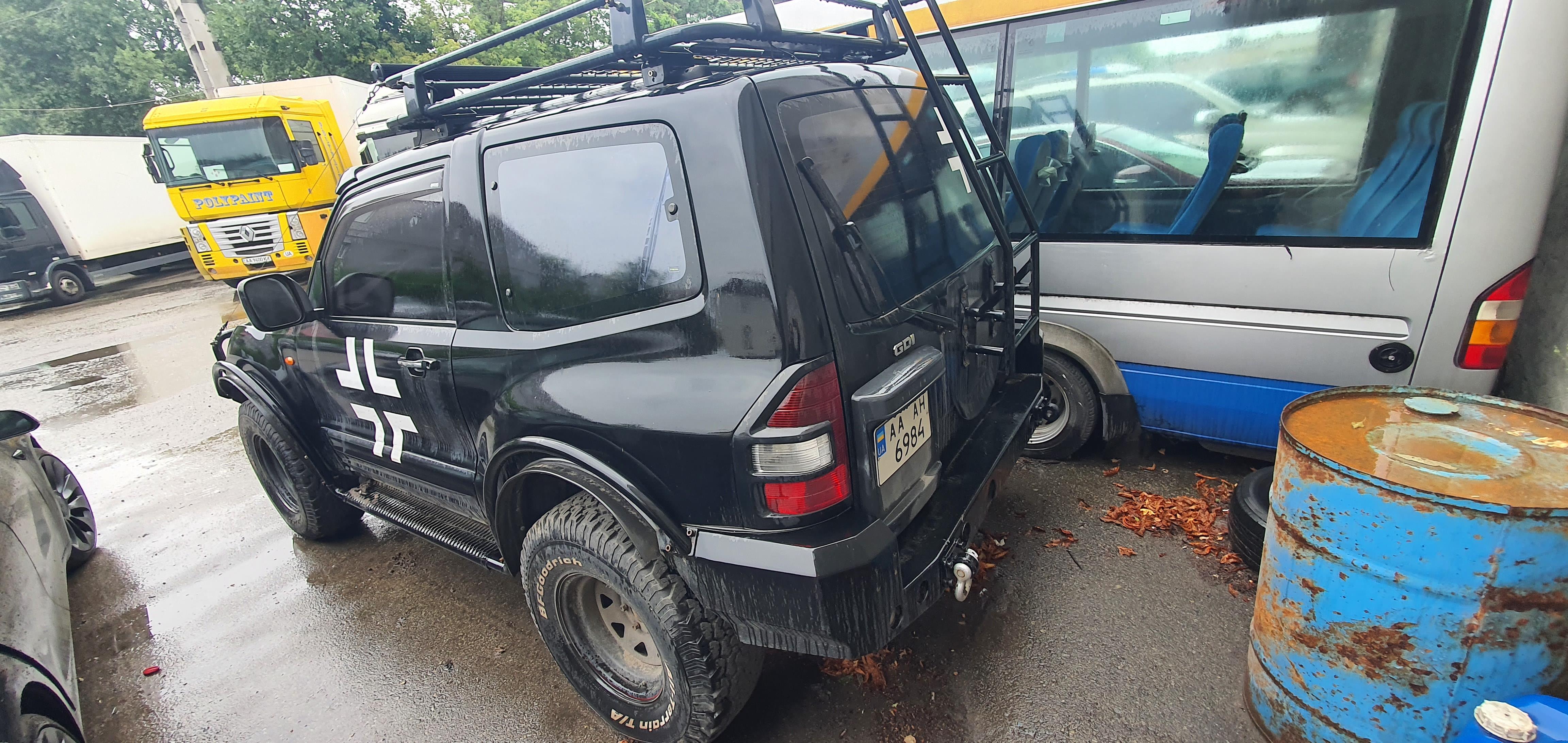 Авторозборка MITSUBISHI PAJERO III позашляховик (V60) SHORT (2000 - 2006)