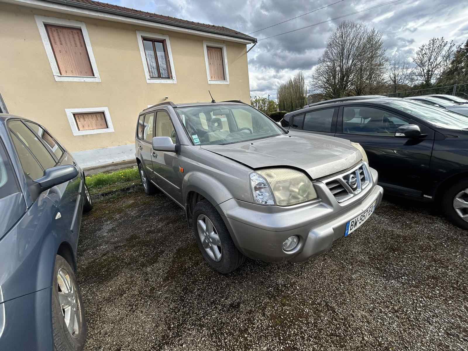 Розбірка NISSAN X-TRAIL позашляховик (T30) (2001 - 2007)