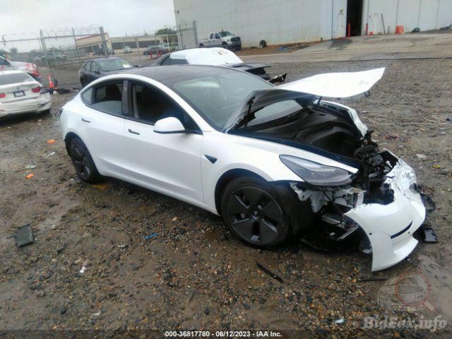 Разборка TESLA MODEL 3 седан (5YJ3) (2016 - 2025)