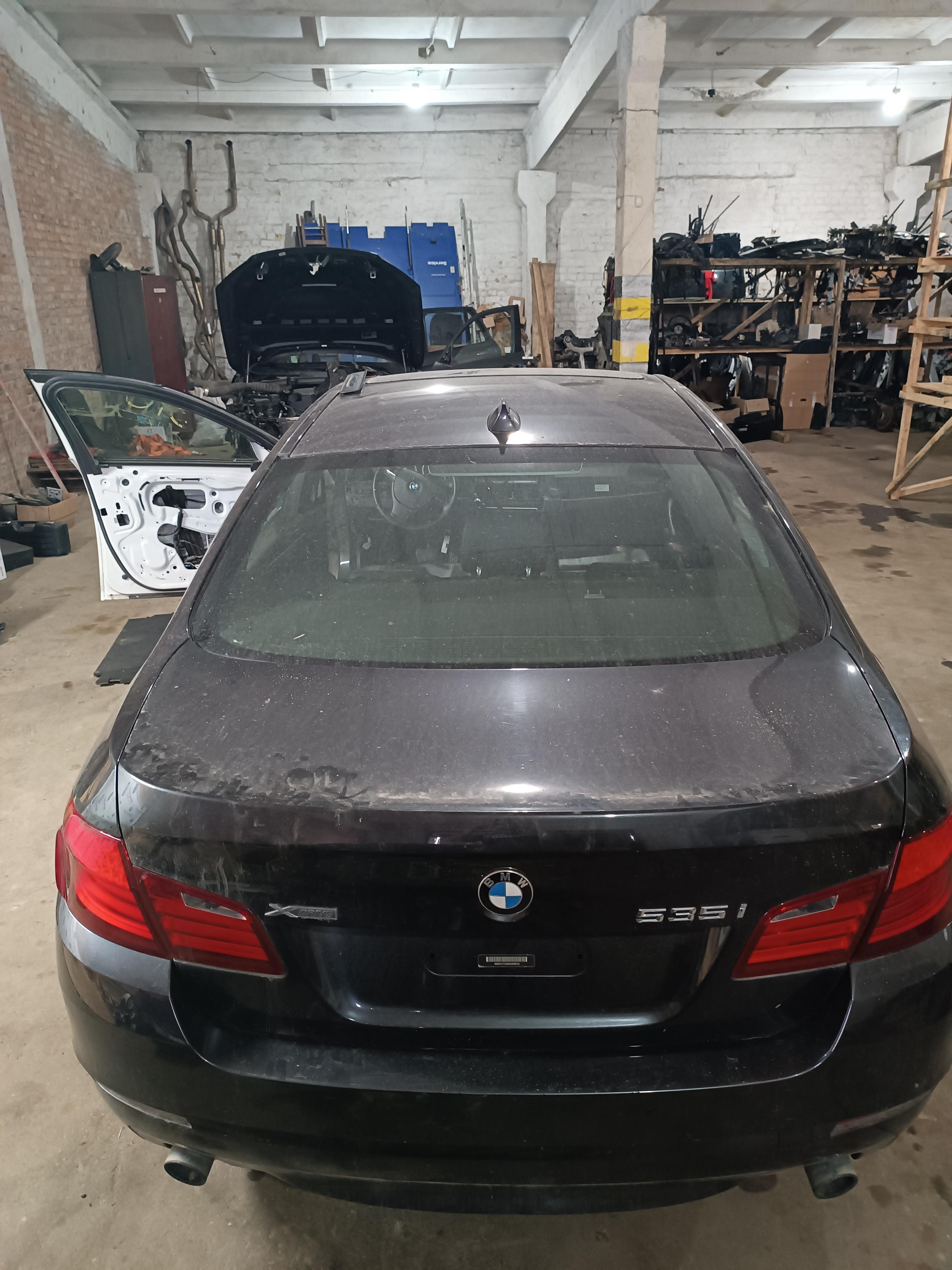 Розбірка BMW 5 седан (F10) (2009 - 2016)