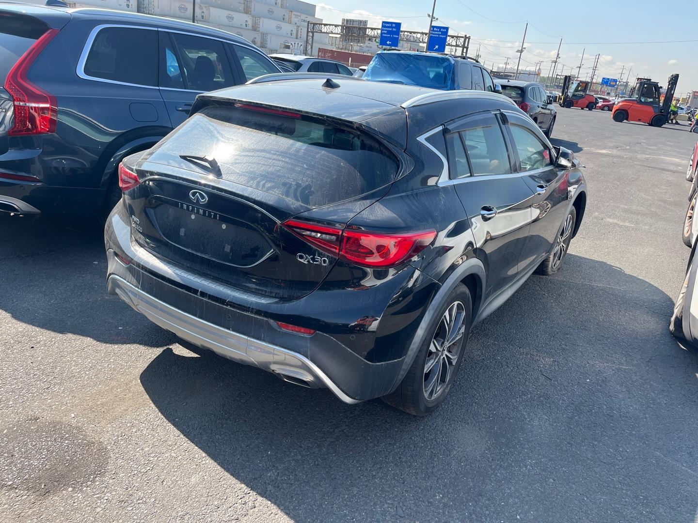 Авторазборка INFINITI Q30 /QX30 внедорожник (H15E) (2015 - 2026)