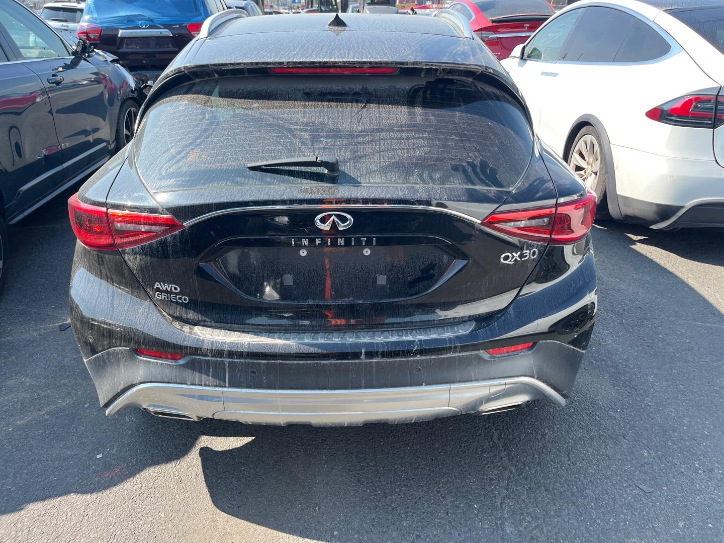 Разборка INFINITI Q30 /QX30 внедорожник (H15E) (2015 - 2026)