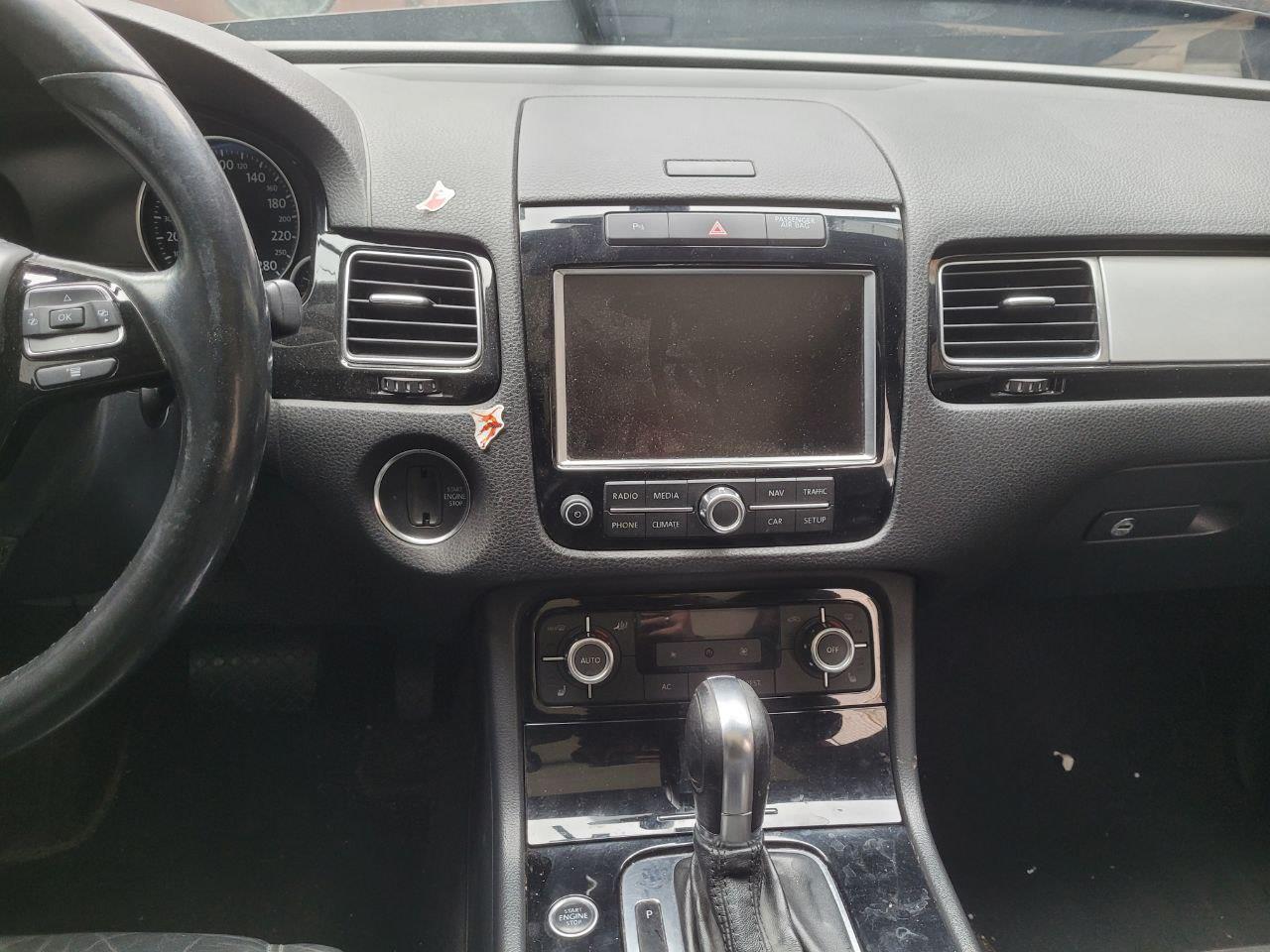 Авторозборка VOLKSWAGEN TOUAREG II позашляховик (7P5, 7P6) (2010 - 2017)