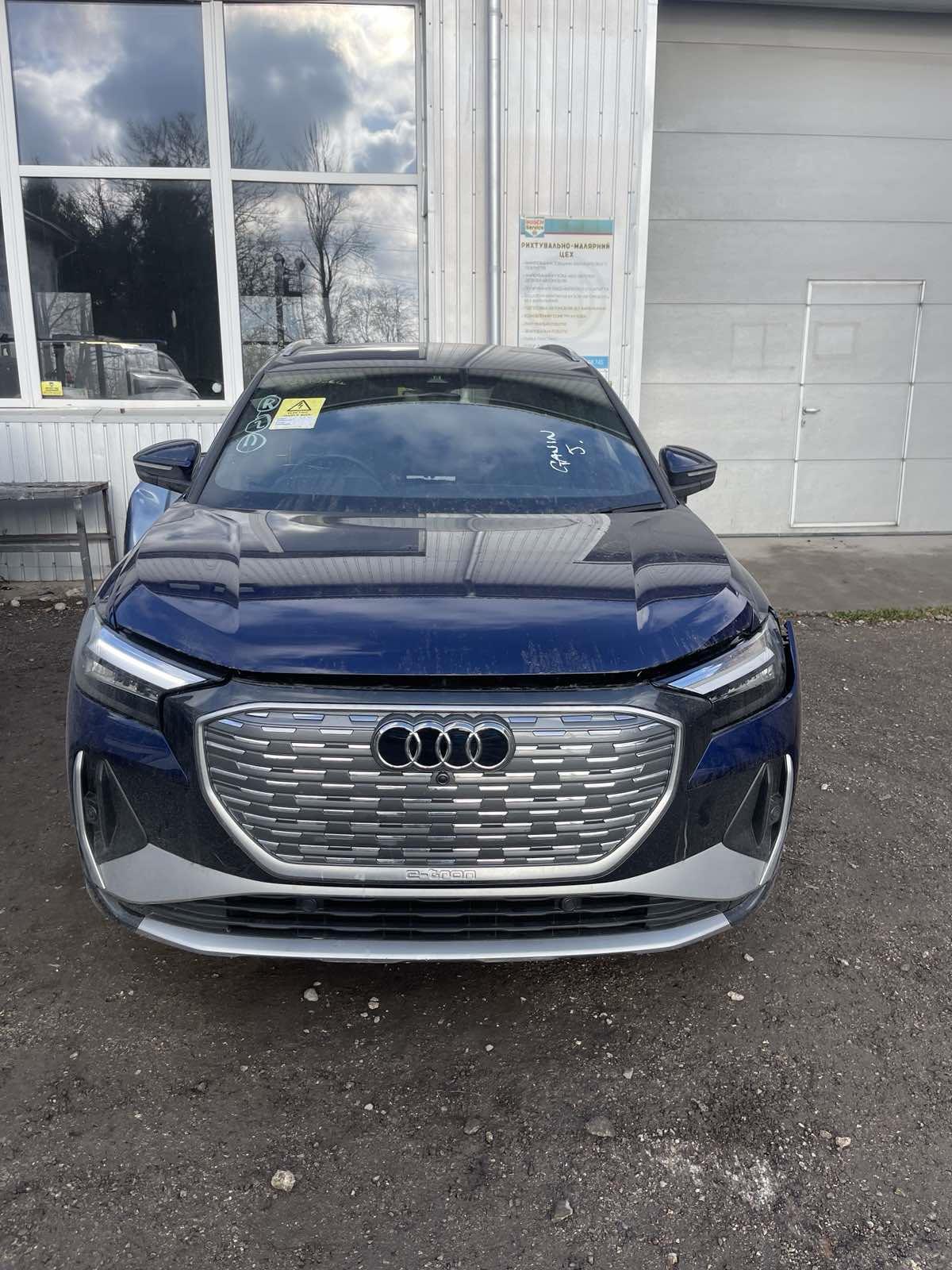 Розбірка AUDI Q4 позашляховик (F4B) (2021 - 2026)
