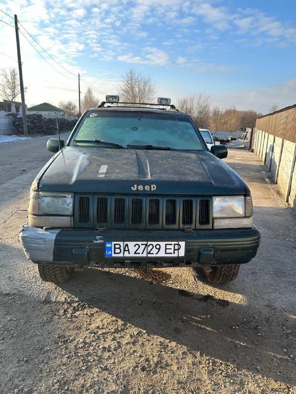 Разборка JEEP GRAND CHEROKEE LIMTED внедорожник (1993 - 1998)