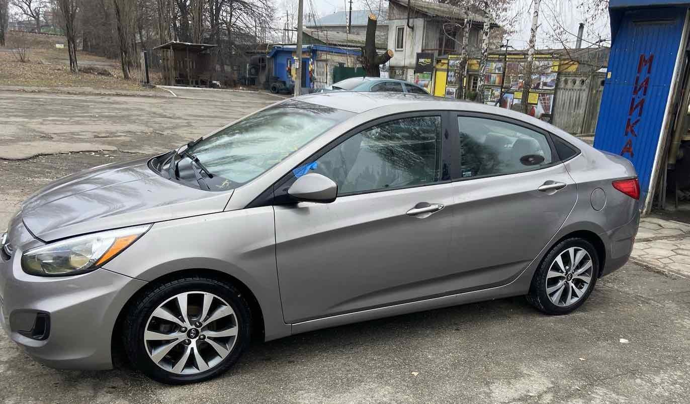 Разборка HYUNDAI ACCENT седан (2010 - 2017)