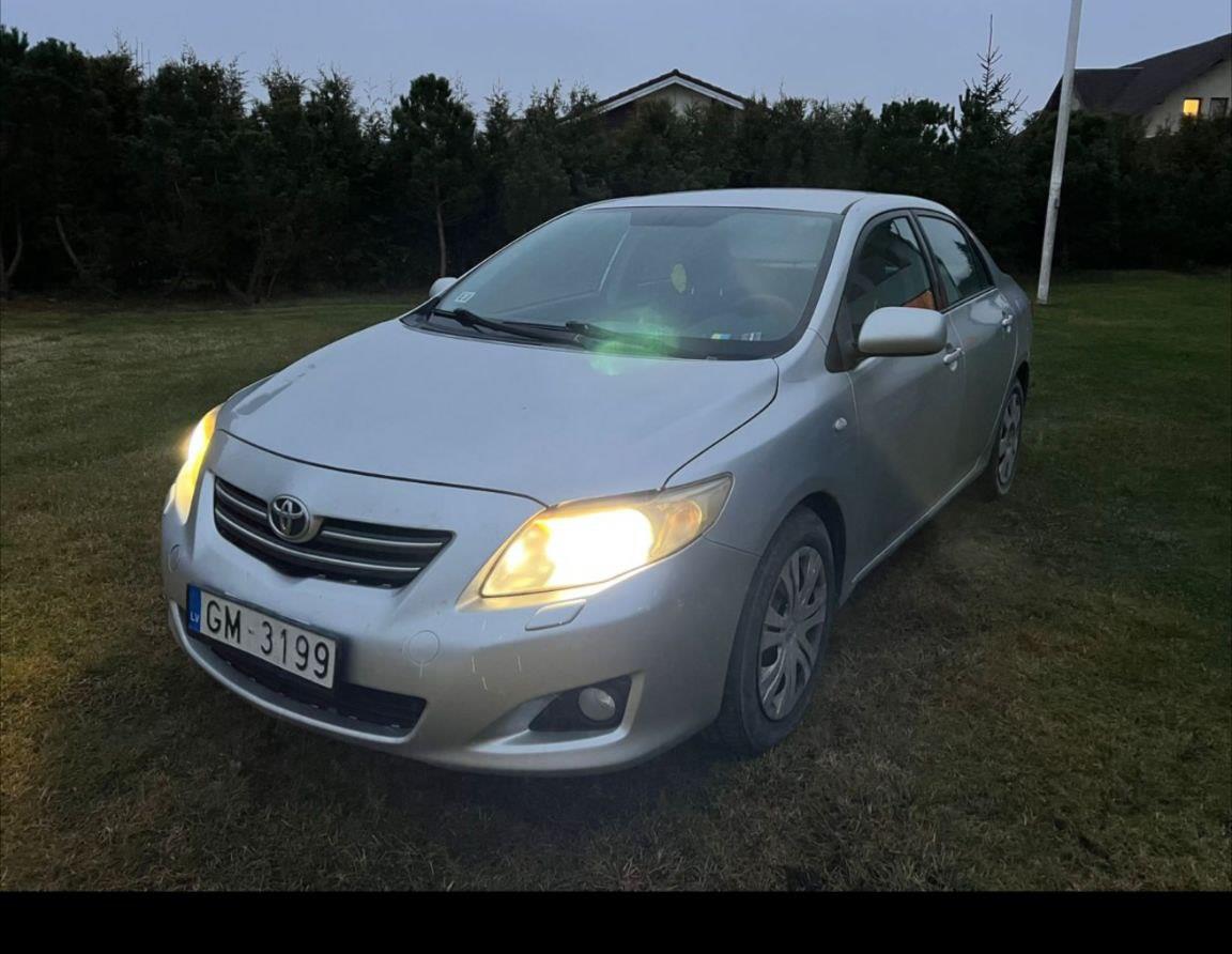 Розбірка TOYOTA COROLLA седан (E15) (2006 - 2013)