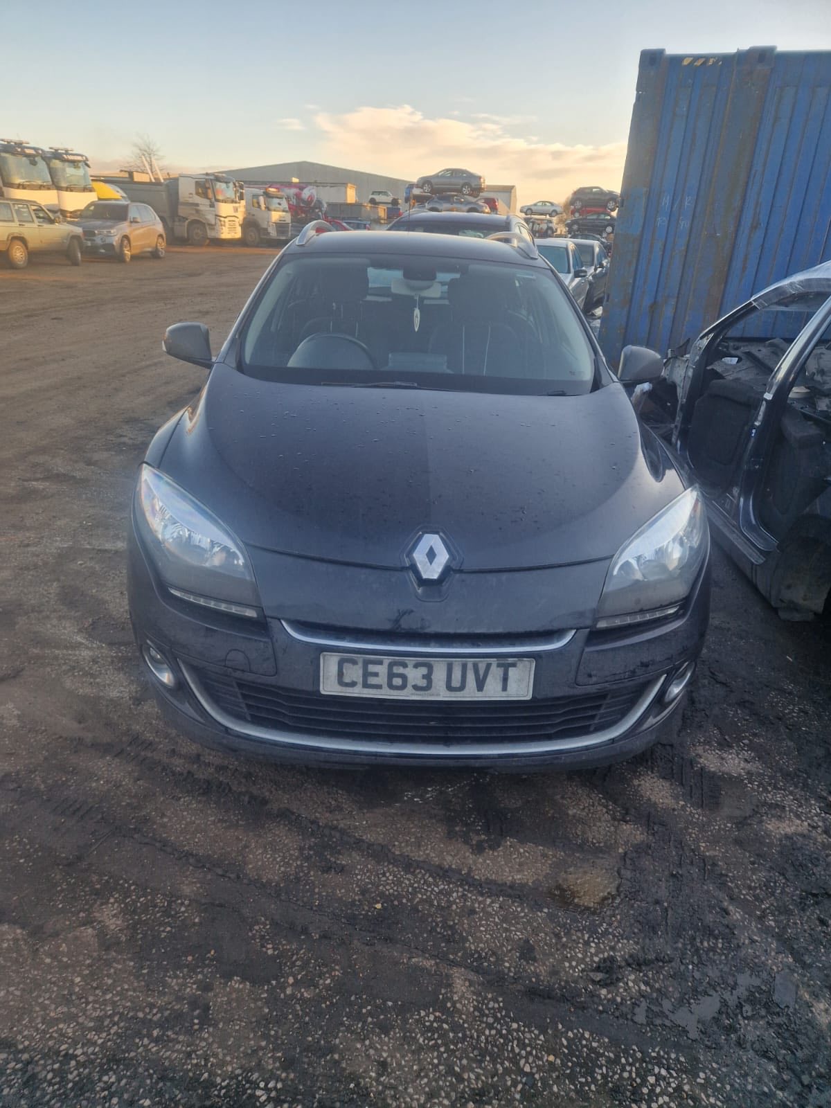 Разборка RENAULT MEGANE III универсал (KZ0, KZ1) (2008 - 2016)