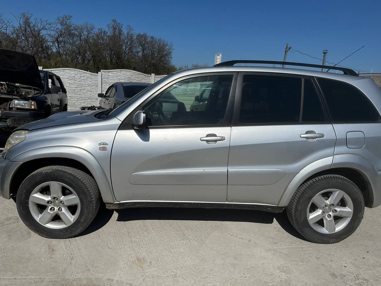 Разборка TOYOTA RAV 4 II внедорожник (XA2) (2000 - 2005)