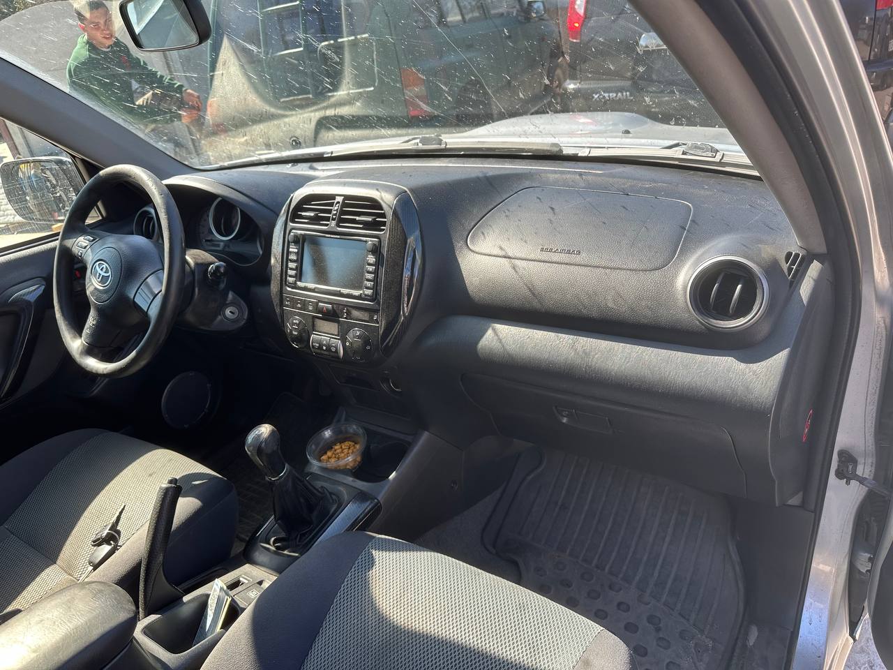 Авторазборка TOYOTA RAV 4 II внедорожник (XA2) (2000 - 2005)