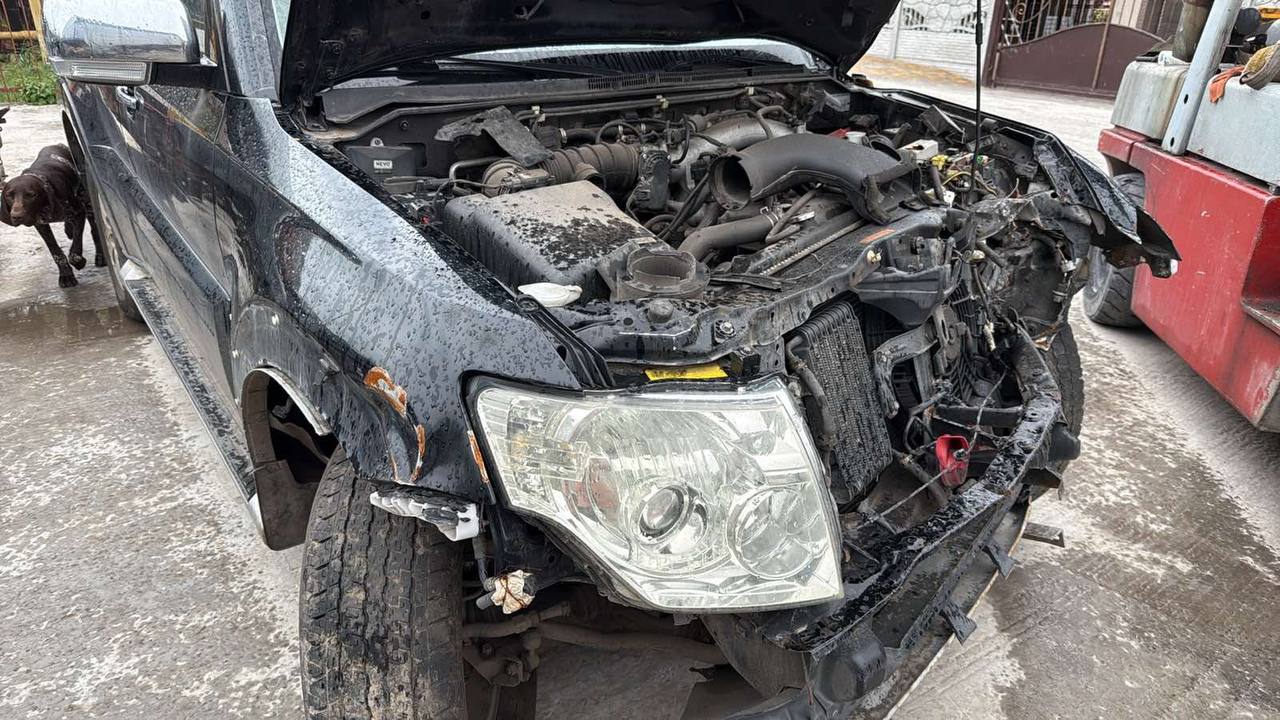 Разборка MITSUBISHI PAJERO IV LONG внедорожник (V90) (2006 - 2013)
