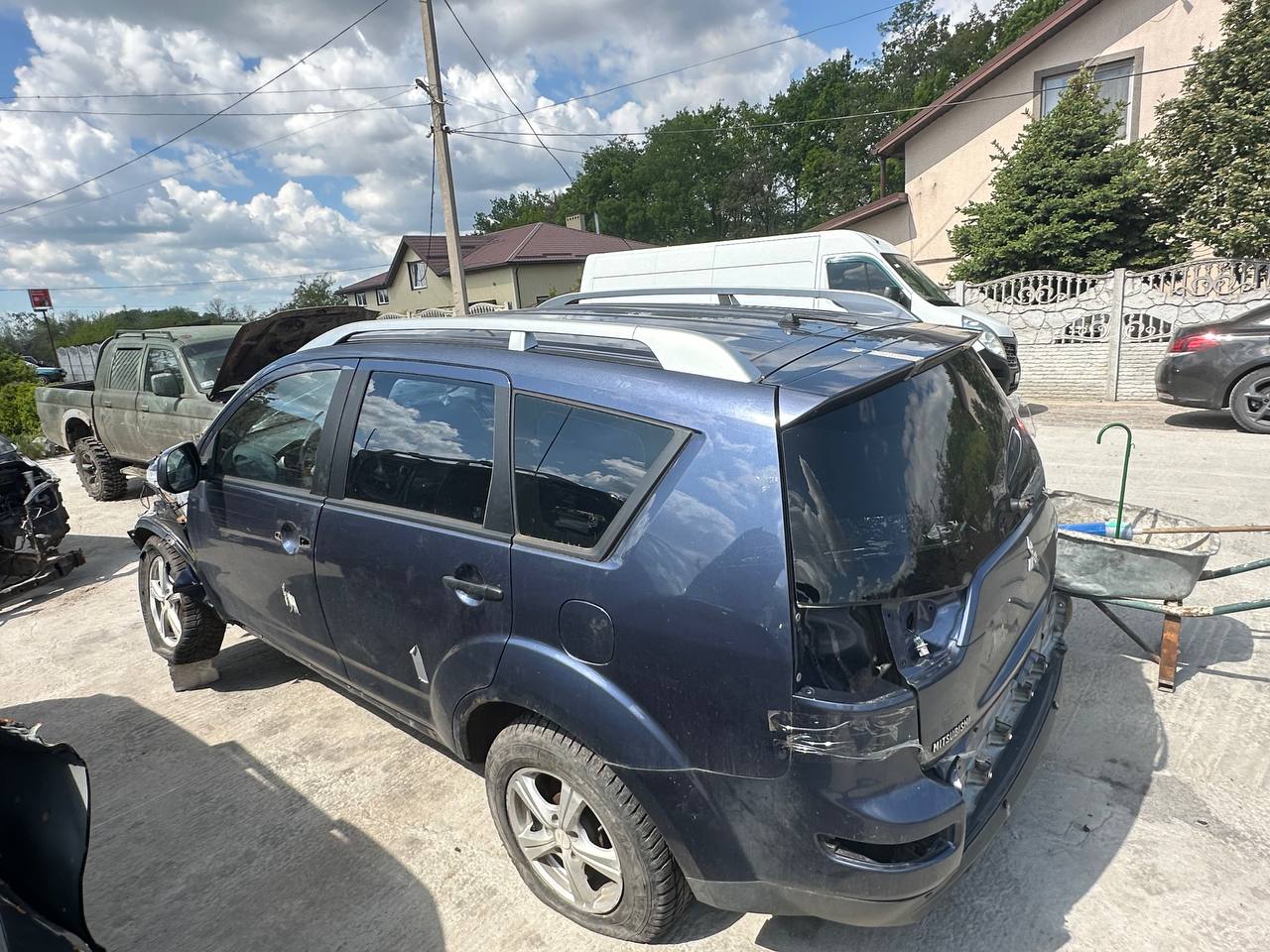 Разборка MITSUBISHI OUTLANDER II XL внедорожник (CWW) (2005 - 2012)