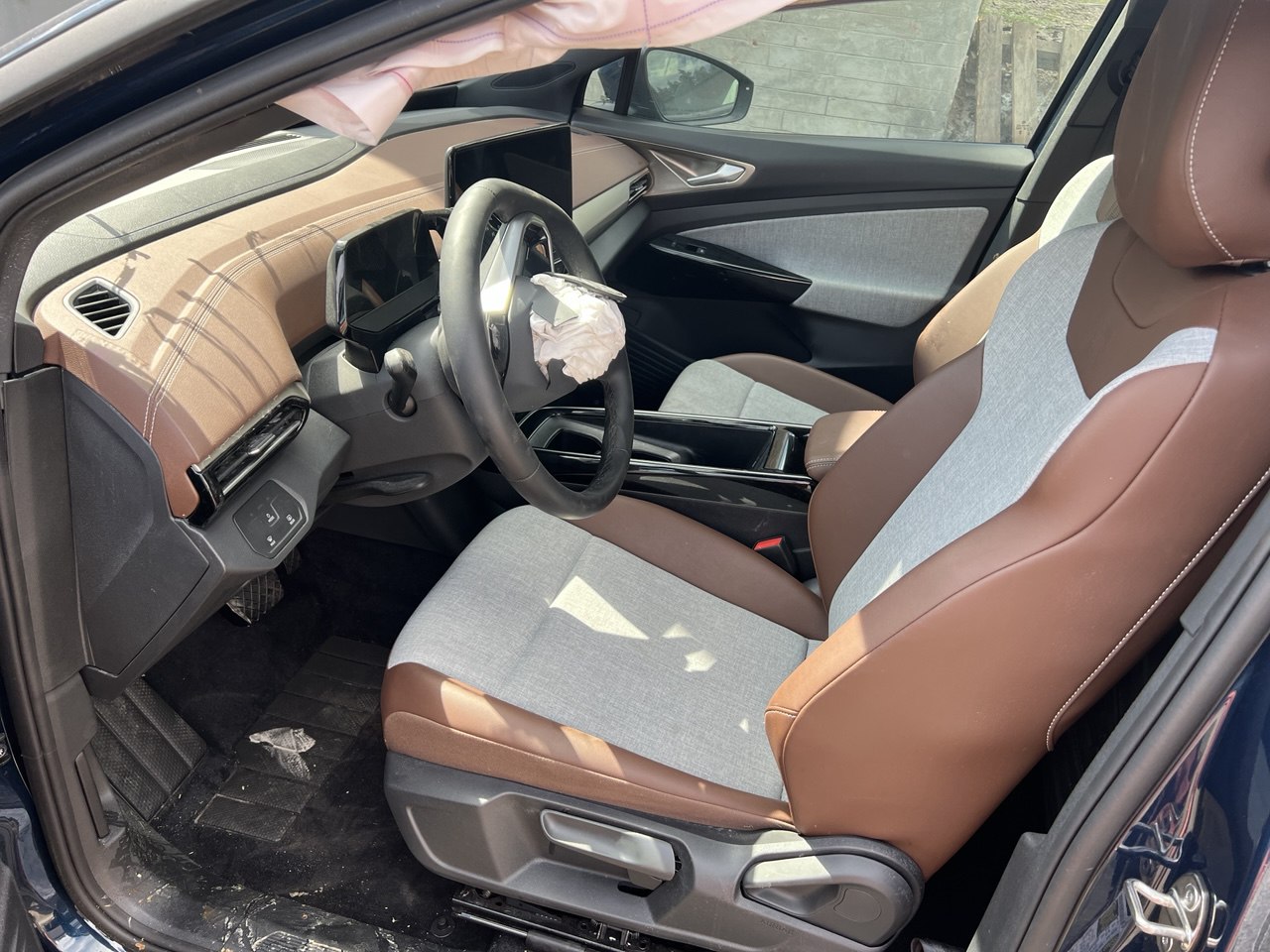 Розбірка VOLKSWAGEN ID4 позашляховик (E21, E81) (2020 - 2026)