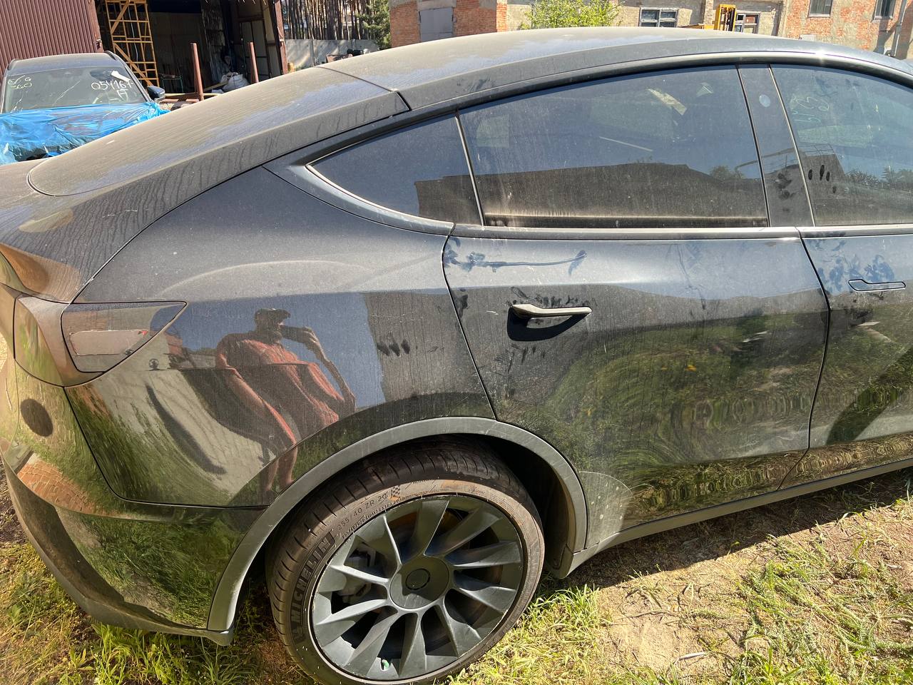 Разборка TESLA MODEL Y внедорожник (2019 - 2025)