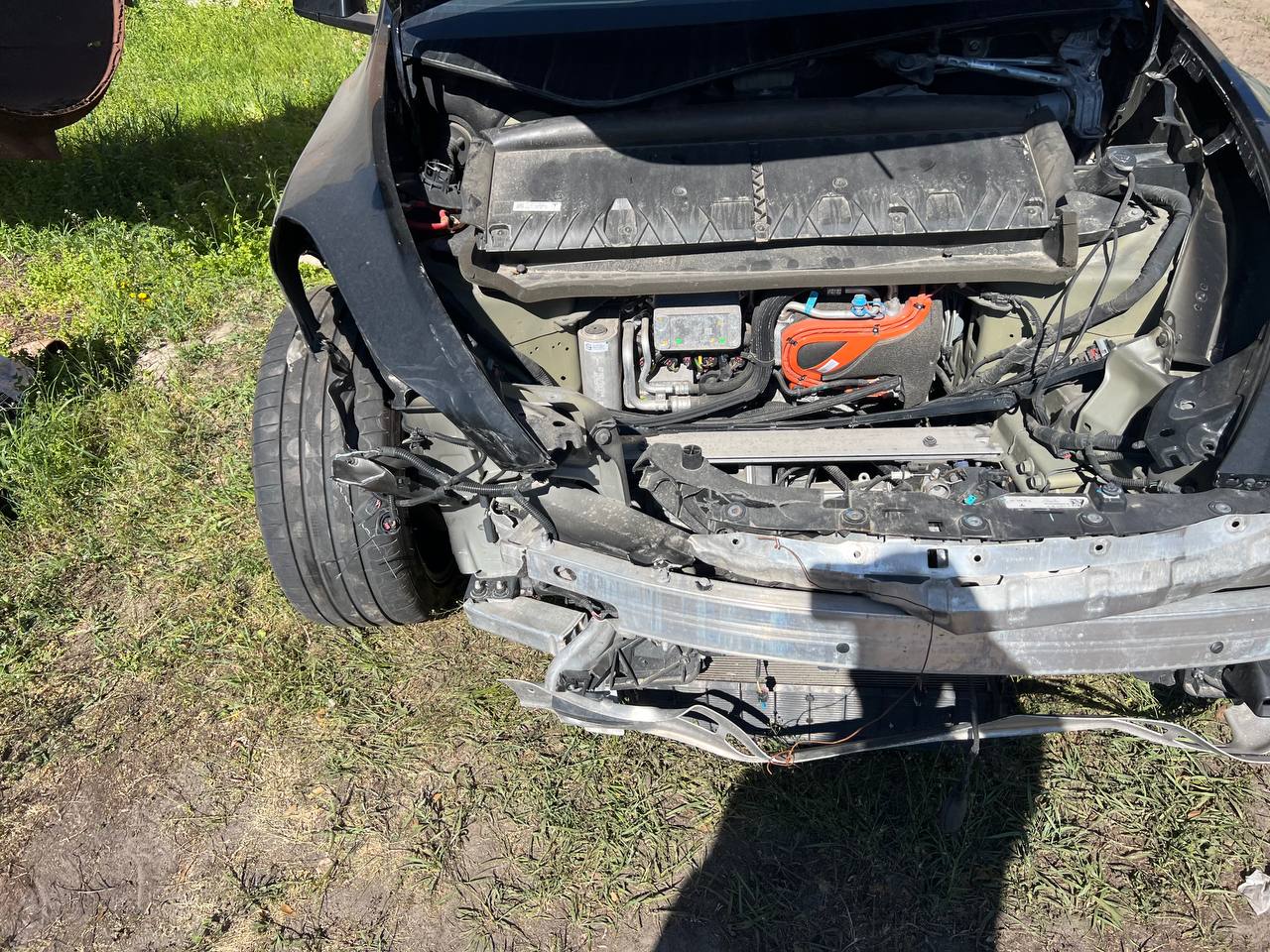 Авторазборка TESLA MODEL Y внедорожник (2019 - 2025)
