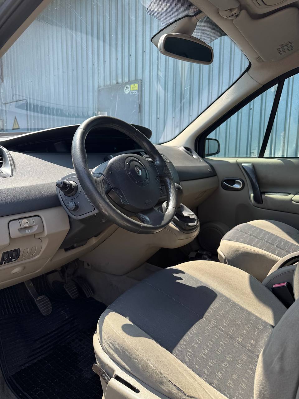 Разборка RENAULT SCENIC II минивэн (JM0, JM1) (2003 - 2009)