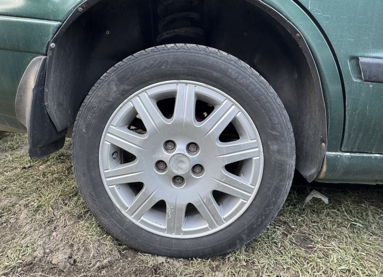 Розбірка TOYOTA CARINA E седан (T19) (1992 - 1997)