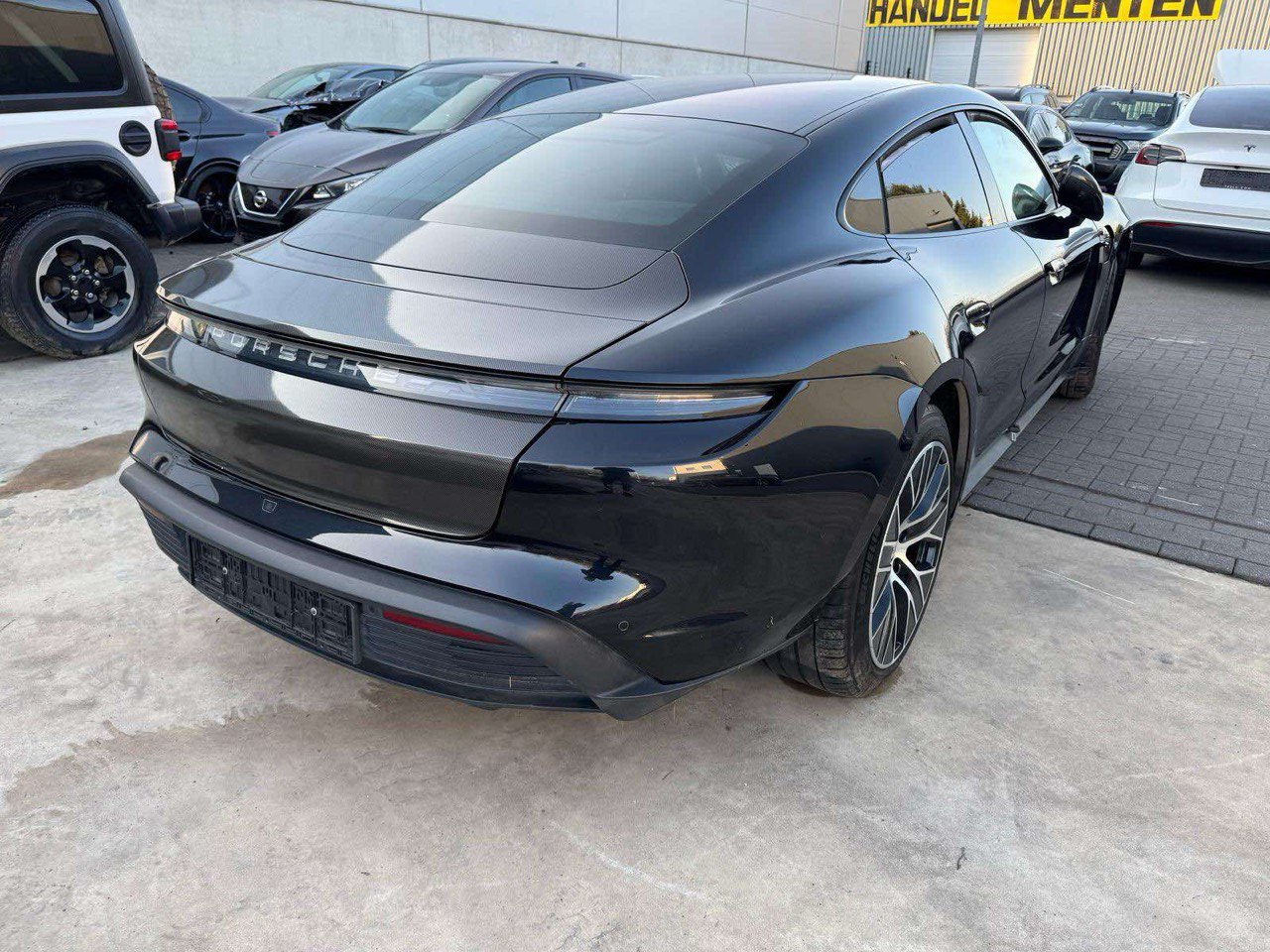 Разборка PORSCHE TAYCAN седан (Y1A, Y1B) (2019 - 2026)