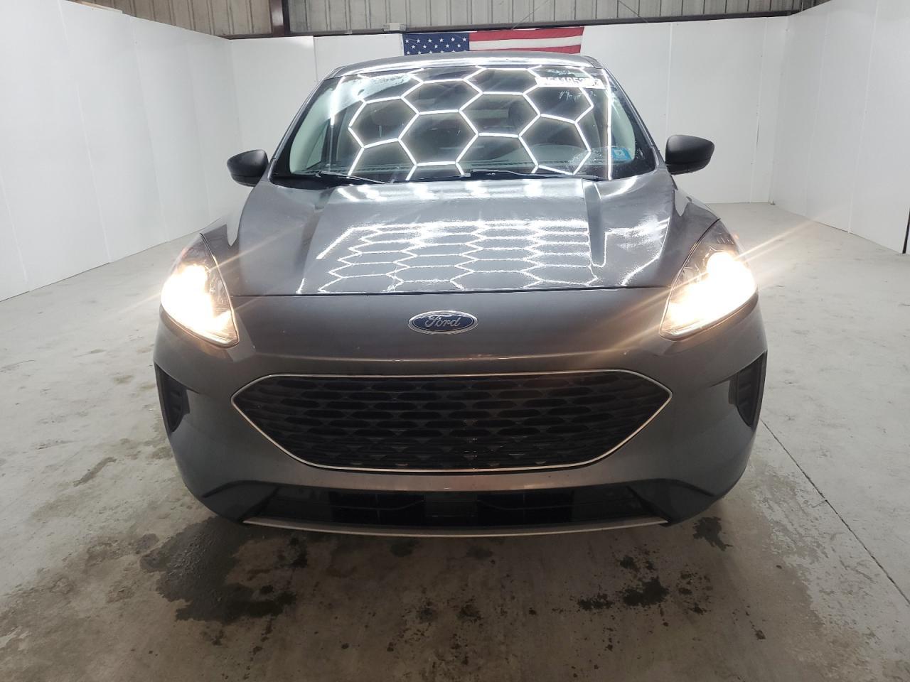 Розбірка FORD ESCAPE III позашляховик (DFK) (2019 - 2025)