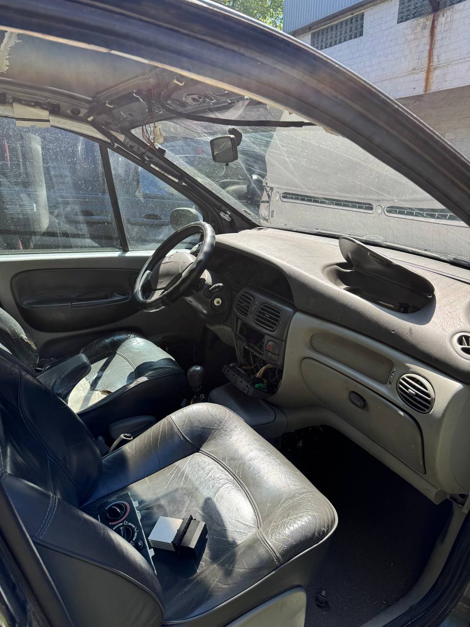 Розбірка RENAULT SCENIC I мінівен (JA0, JA1, FA0) (1999 - 2003)