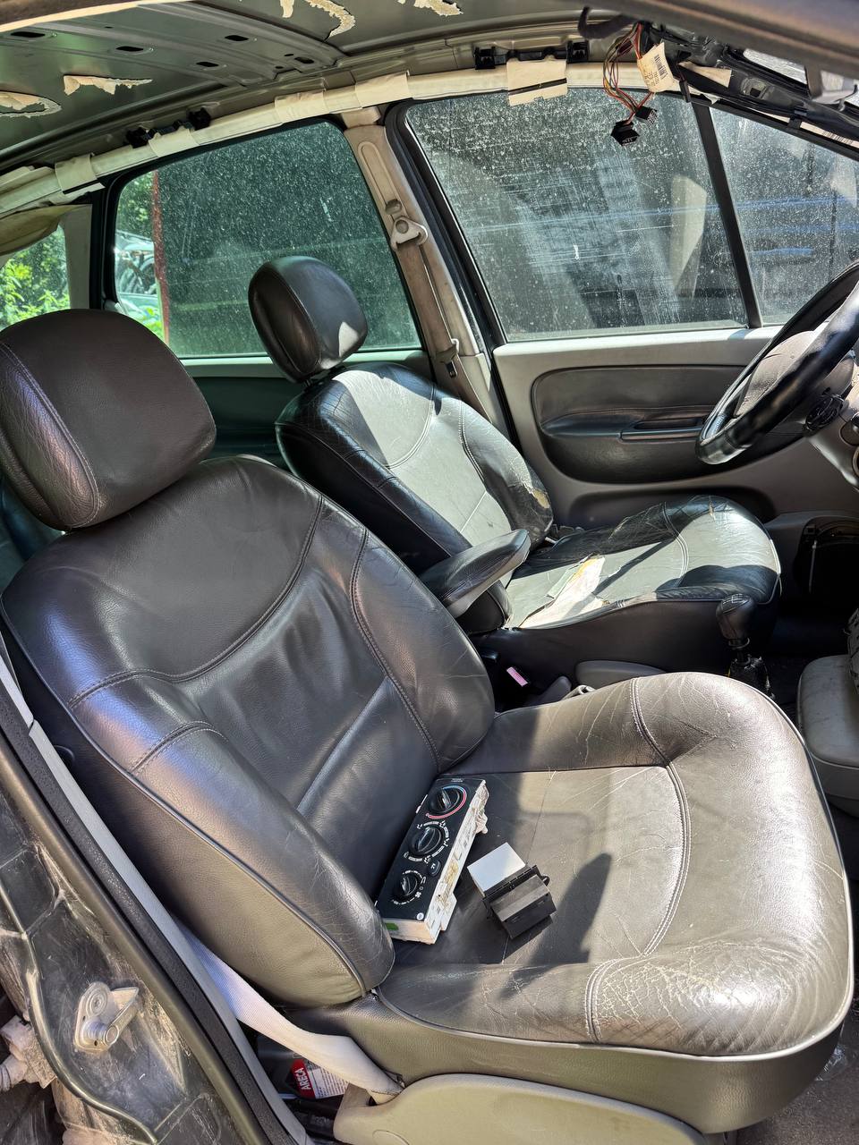 Авторозборка RENAULT SCENIC I мінівен (JA0, JA1, FA0) (1999 - 2003)