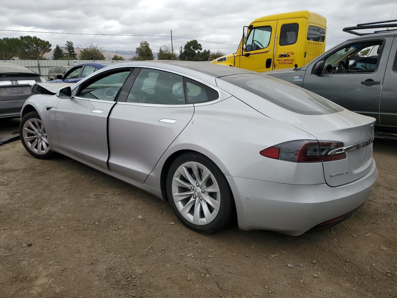 Авторазборка TESLA MODEL S лифтбек (5YJS) (2016 - 2026)