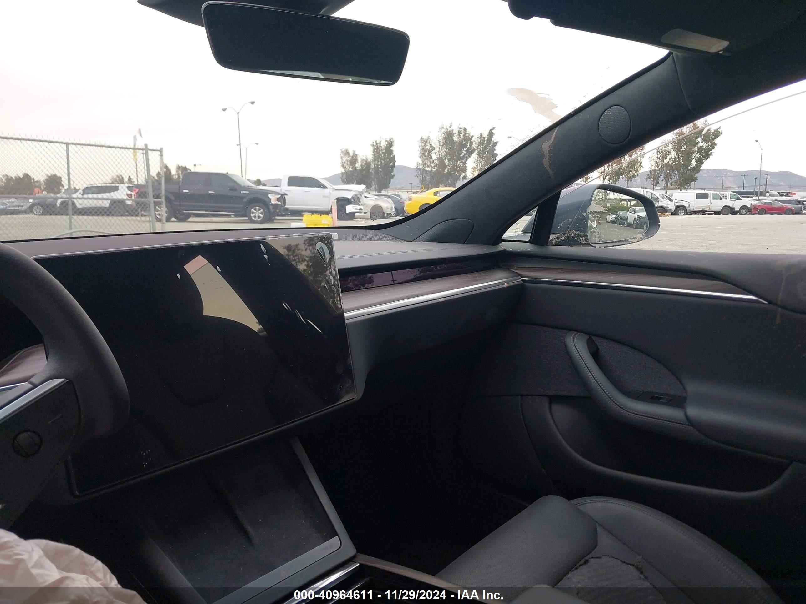 Разборка TESLA MODEL S лифтбек (5YJS) (2016 - 2026)